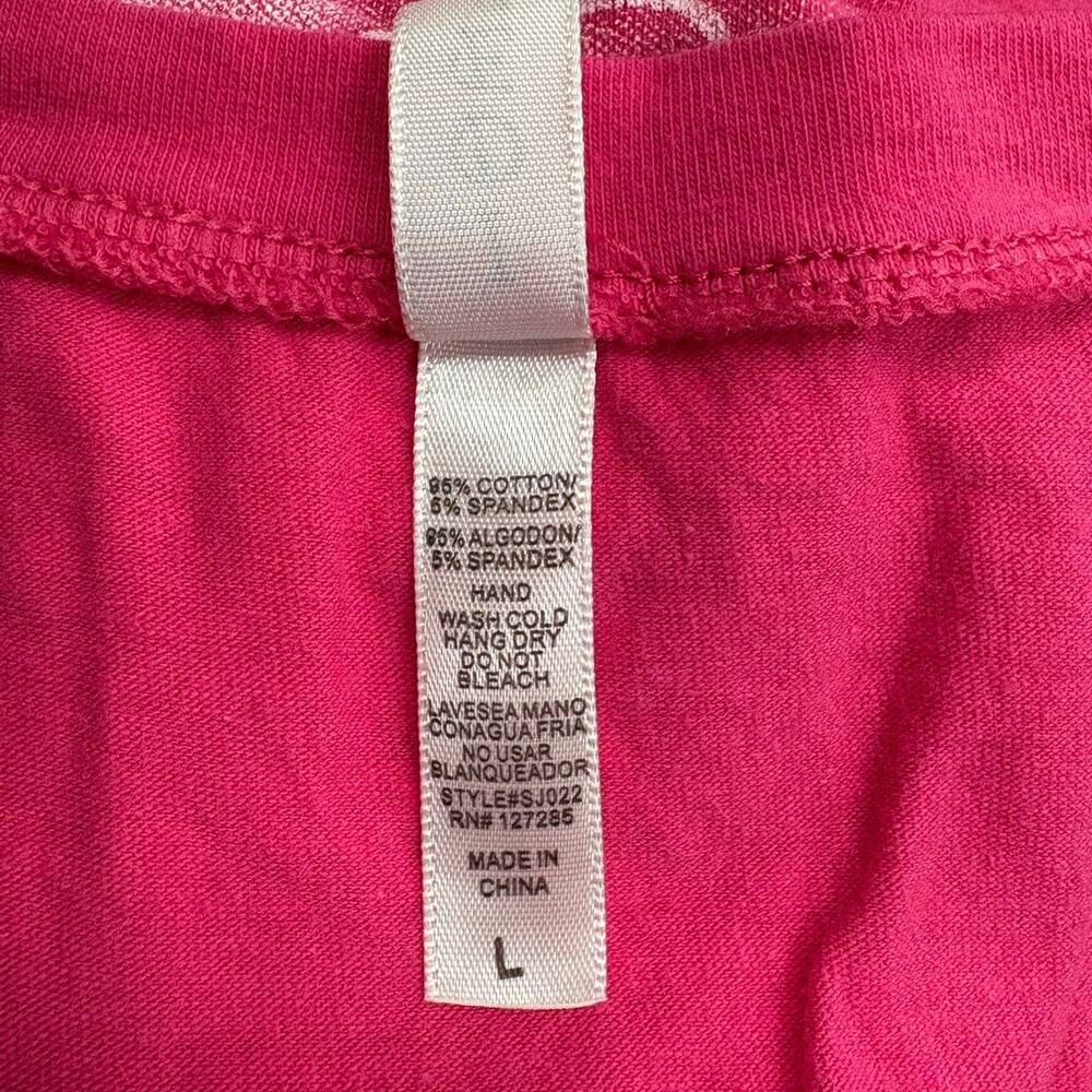 Idea NY Graphic V-Neck Tee Pink & White Y2K Inspired - Picture 5 of 5